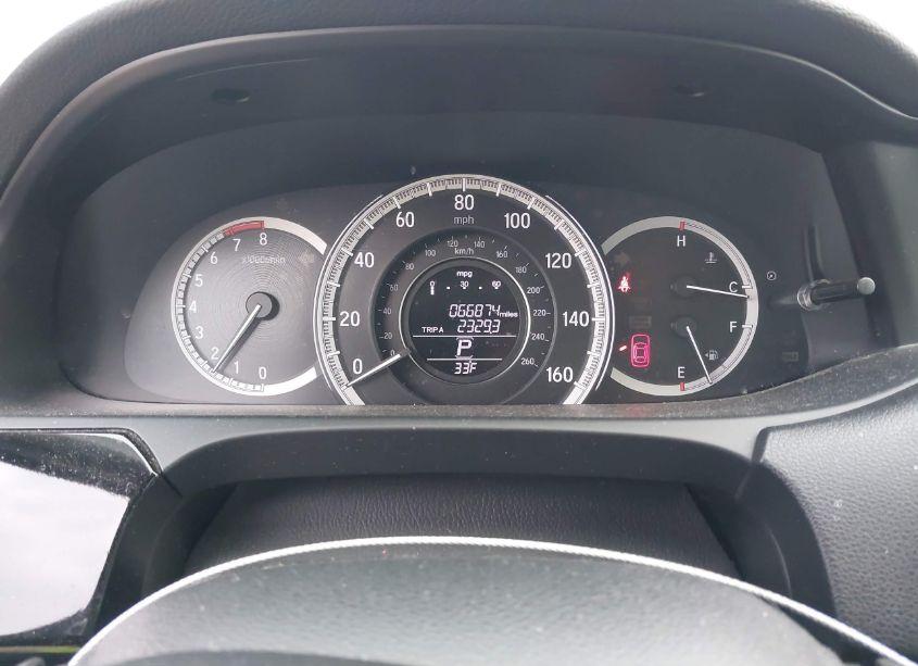 Photo 7 of 2016 Honda Accord LX (VIN 1HGCR2F30GA073567)