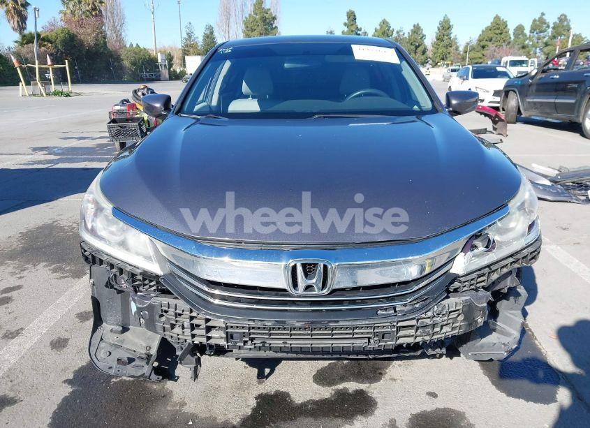 Photo 13 of 2016 Honda Accord LX (VIN 1HGCR2F30GA088344)