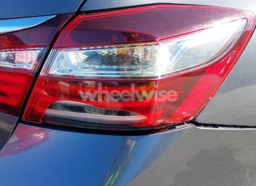 Photo 18 of 2016 Honda Accord LX (VIN 1HGCR2F30GA088344)