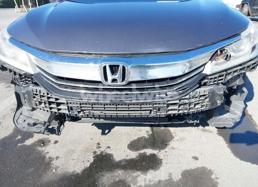 Photo 6 of 2016 Honda Accord LX (VIN 1HGCR2F30GA088344)