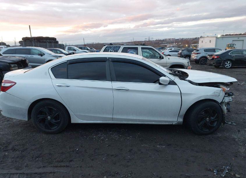 Photo 14 of 2016 Honda Accord LX (VIN 1HGCR2F30GA150597)