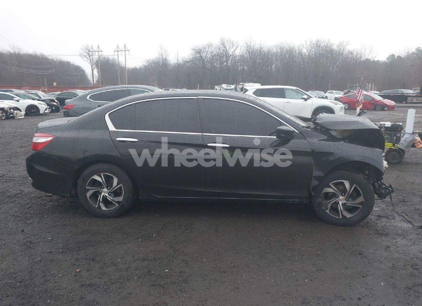 Photo 13 of 2016 Honda Accord LX (VIN 1HGCR2F30GA164659)