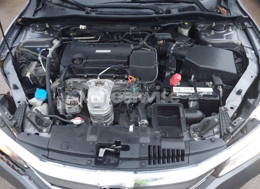 Photo 10 of 2016 Honda Accord LX (VIN 1HGCR2F30GA174138)
