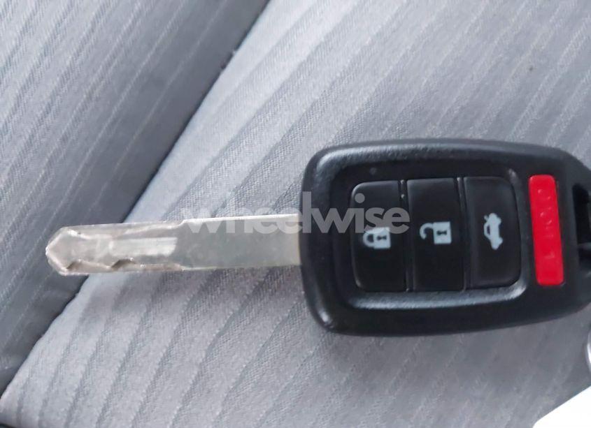 Photo 11 of 2016 Honda Accord LX (VIN 1HGCR2F30GA174138)