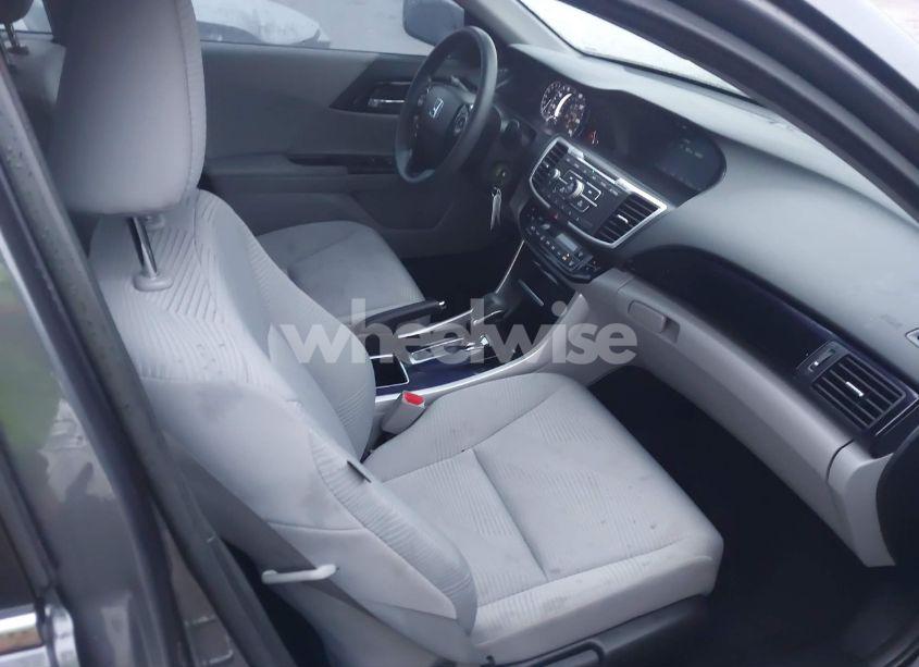 Photo 5 of 2016 Honda Accord LX (VIN 1HGCR2F30GA174138)