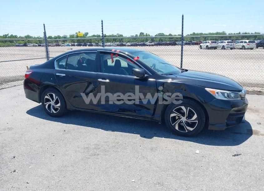 Photo 13 of 2016 Honda Accord LX (VIN 1HGCR2F30GA184359)