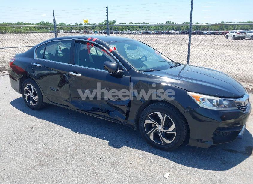 Photo 6 of 2016 Honda Accord LX (VIN 1HGCR2F30GA184359)