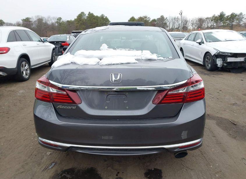 Photo 16 of 2017 Honda Accord LX (VIN 1HGCR2F30HA023575)