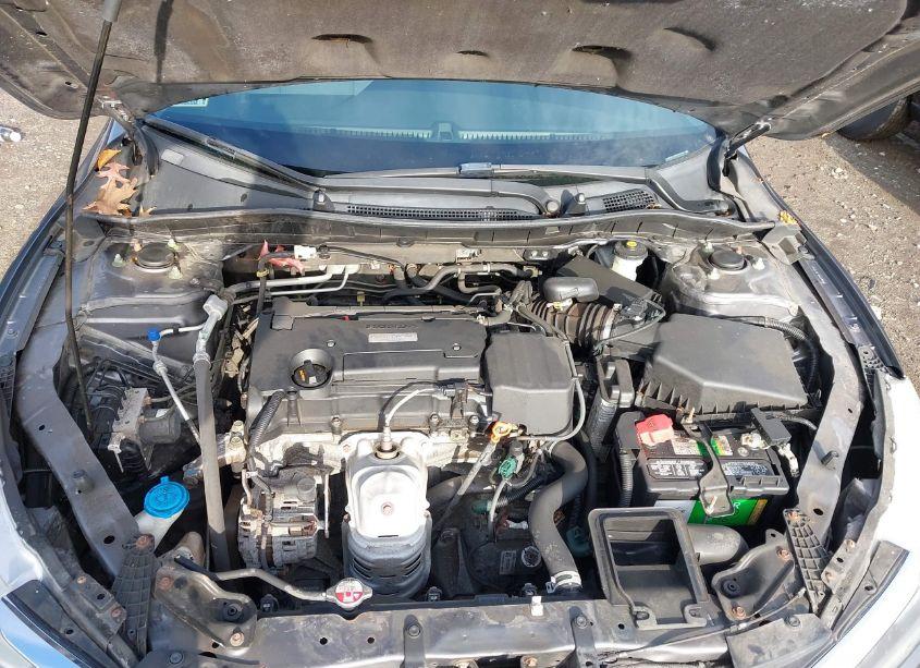 Photo 10 of 2017 Honda Accord LX (VIN 1HGCR2F30HA054342)