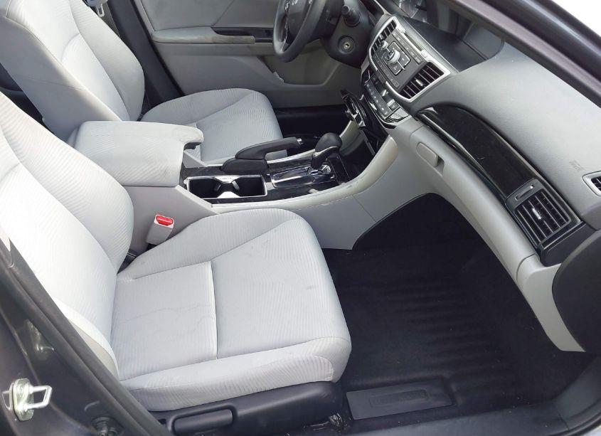 Photo 5 of 2017 Honda Accord LX (VIN 1HGCR2F30HA054342)