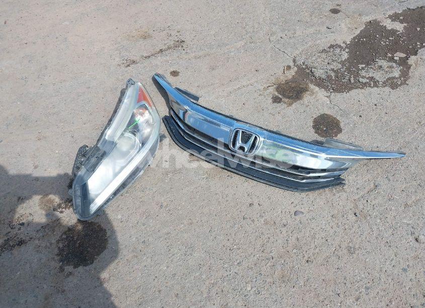 Photo 12 of 2017 Honda Accord LX (VIN 1HGCR2F30HA152383)