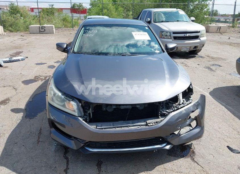 Photo 13 of 2017 Honda Accord LX (VIN 1HGCR2F30HA152383)