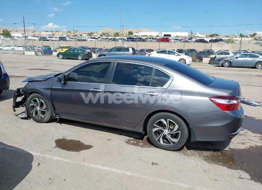 Photo 15 of 2017 Honda Accord LX (VIN 1HGCR2F30HA152383)