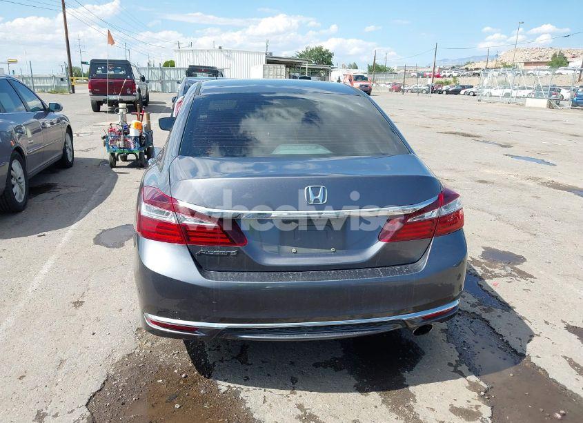 Photo 17 of 2017 Honda Accord LX (VIN 1HGCR2F30HA152383)