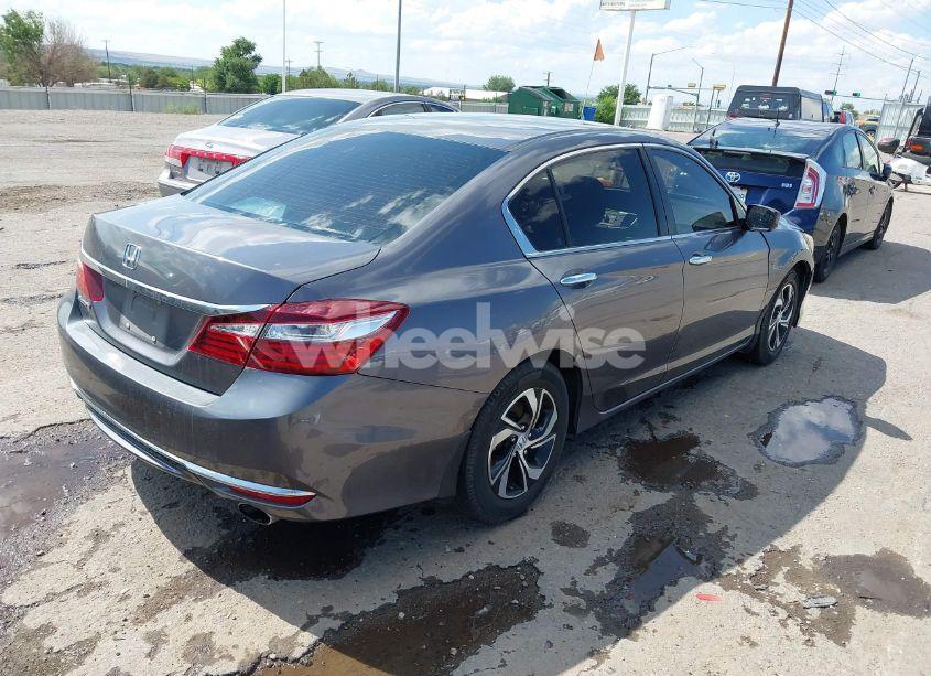 Photo 4 of 2017 Honda Accord LX (VIN 1HGCR2F30HA152383)