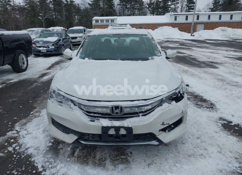 Photo 11 of 2017 Honda Accord LX (VIN 1HGCR2F30HA169166)