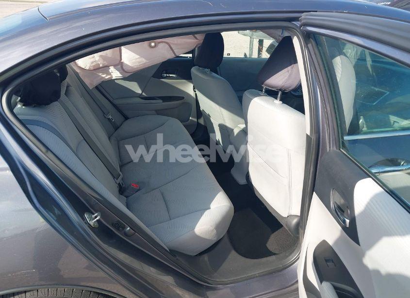 Photo 8 of 2017 Honda Accord LX (VIN 1HGCR2F30HA208211)