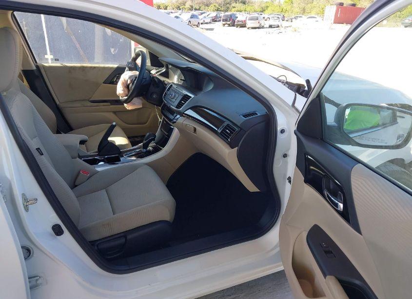 Photo 5 of 2017 Honda Accord LX (VIN 1HGCR2F30HA210721)