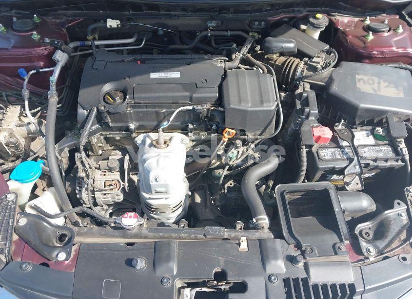 Photo 10 of 2017 Honda Accord LX (VIN 1HGCR2F30HA220004)