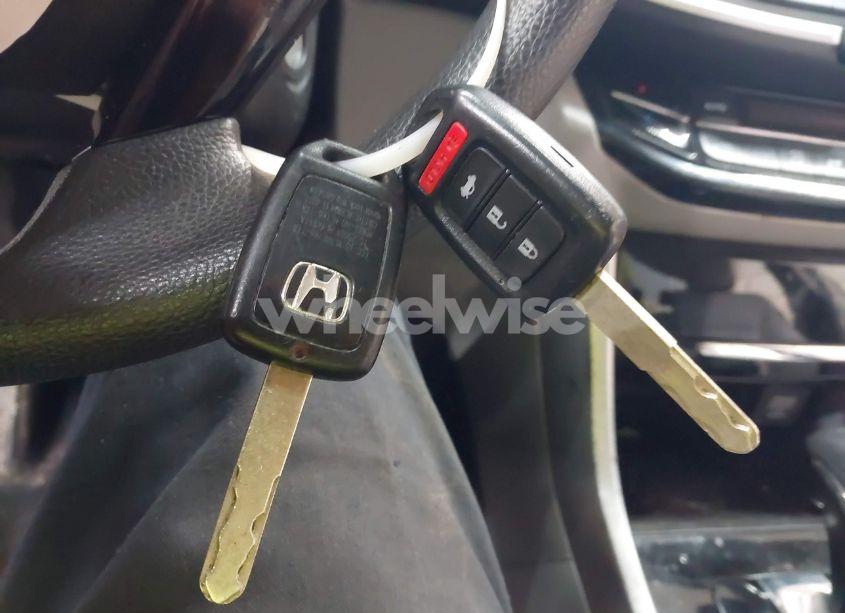 Photo 11 of 2017 Honda Accord LX (VIN 1HGCR2F30HA246165)