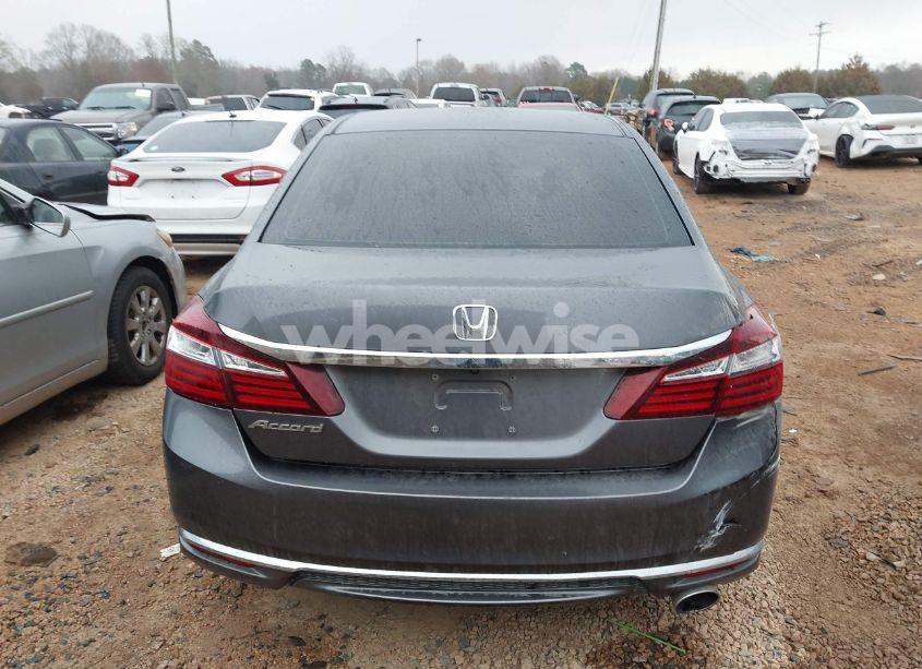 Photo 16 of 2017 Honda Accord LX (VIN 1HGCR2F30HA253200)