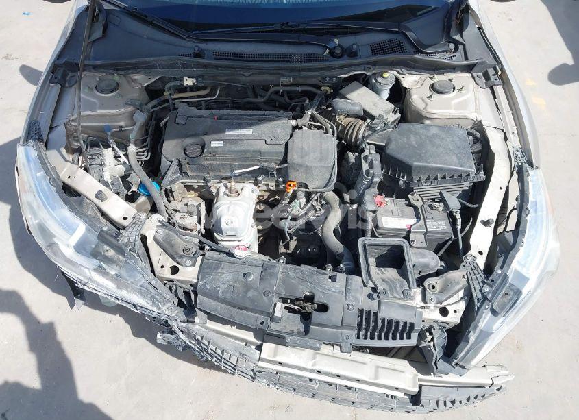 Photo 10 of 2017 Honda Accord LX (VIN 1HGCR2F30HA306932)