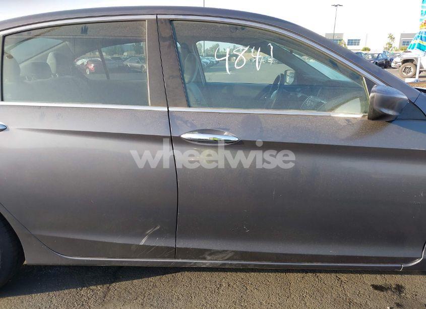 Photo 13 of 2013 Honda Accord LX (VIN 1HGCR2F31DA005323)