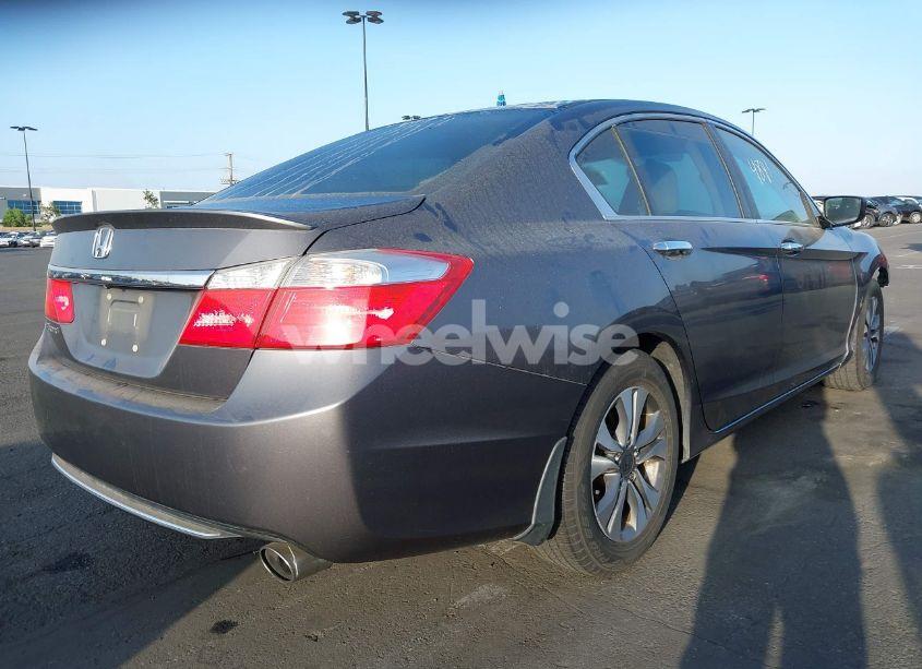 Photo 4 of 2013 Honda Accord LX (VIN 1HGCR2F31DA005323)
