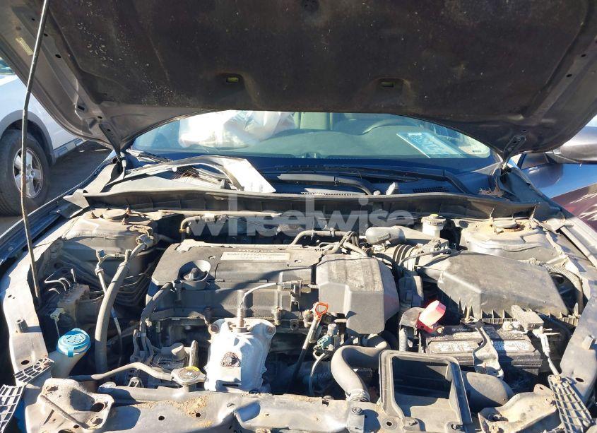Photo 10 of 2013 Honda Accord LX (VIN 1HGCR2F31DA005550)