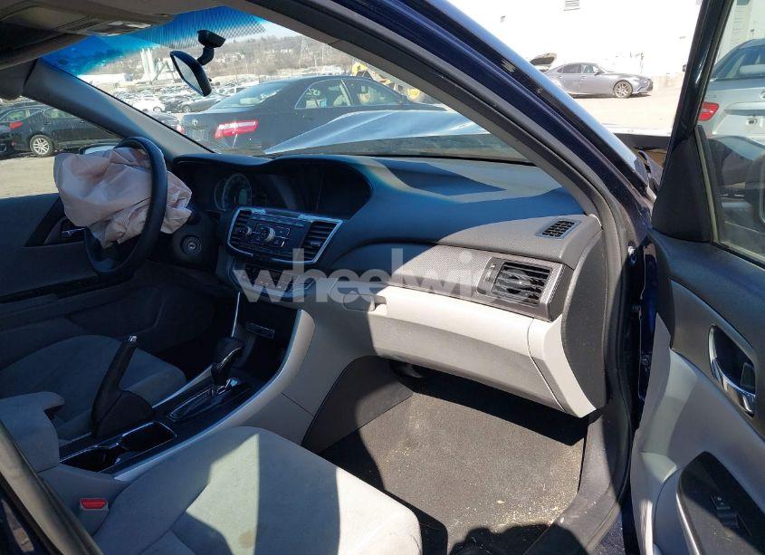 Photo 5 of 2013 Honda Accord LX (VIN 1HGCR2F31DA054540)