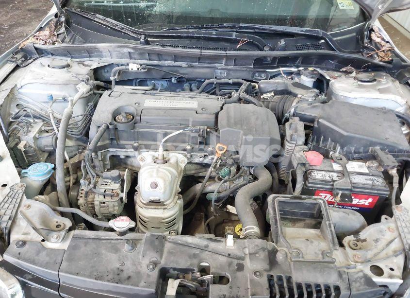 Photo 10 of 2013 Honda Accord LX (VIN 1HGCR2F31DA060161)