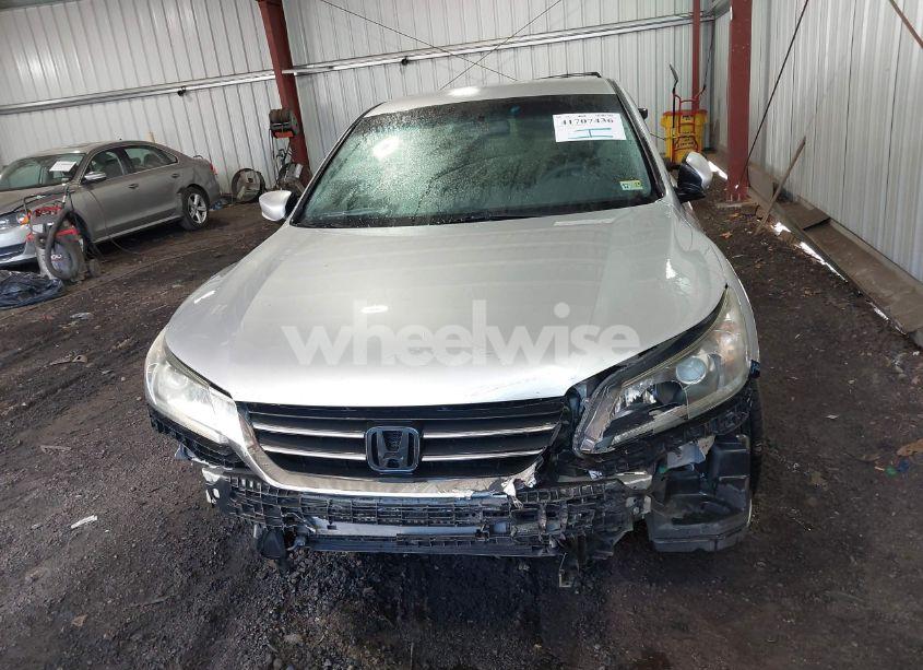 Photo 13 of 2013 Honda Accord LX (VIN 1HGCR2F31DA060161)