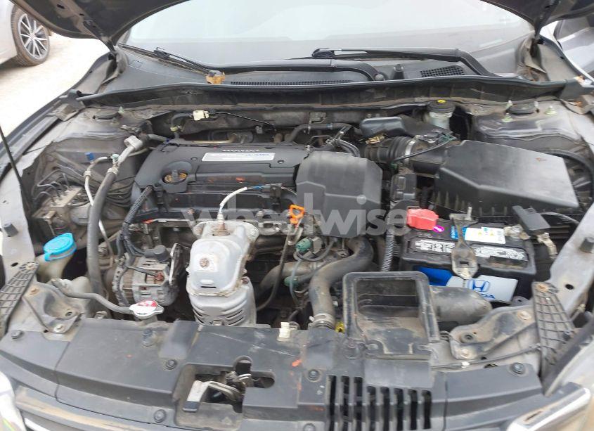 Photo 10 of 2013 Honda Accord LX (VIN 1HGCR2F31DA093046)