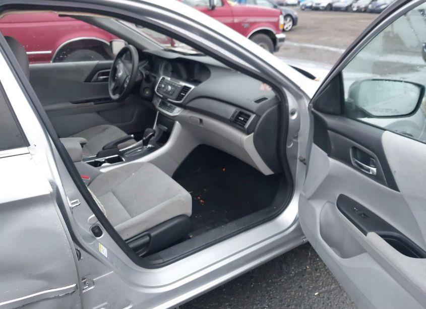 Photo 5 of 2013 Honda Accord LX (VIN 1HGCR2F31DA161183)