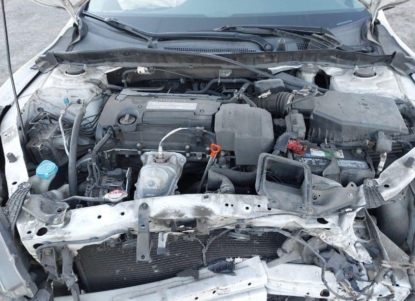 Photo 10 of 2013 Honda Accord LX (VIN 1HGCR2F31DA187122)