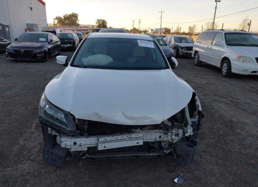 Photo 13 of 2013 Honda Accord LX (VIN 1HGCR2F31DA187122)