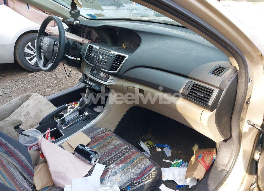 Photo 5 of 2013 Honda Accord LX (VIN 1HGCR2F31DA195737)