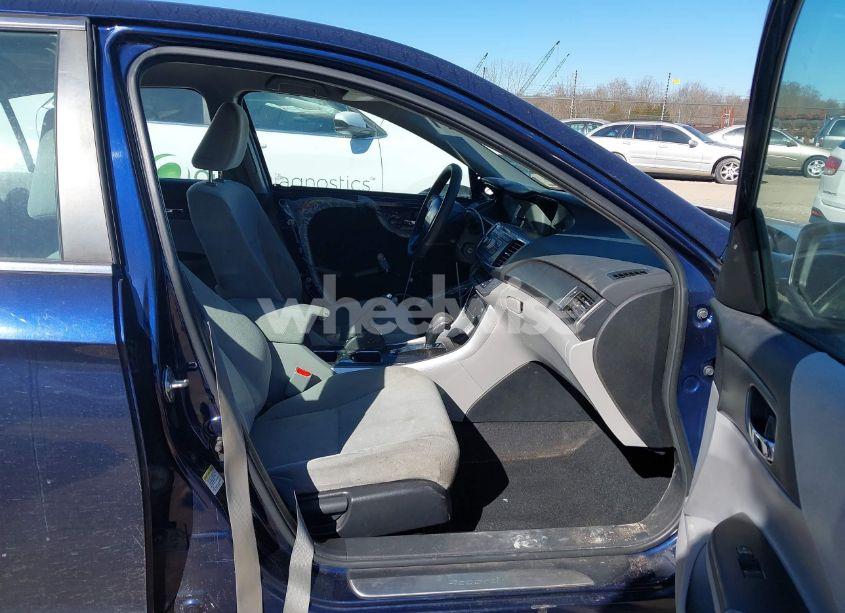 Photo 5 of 2013 Honda Accord LX (VIN 1HGCR2F31DA227621)