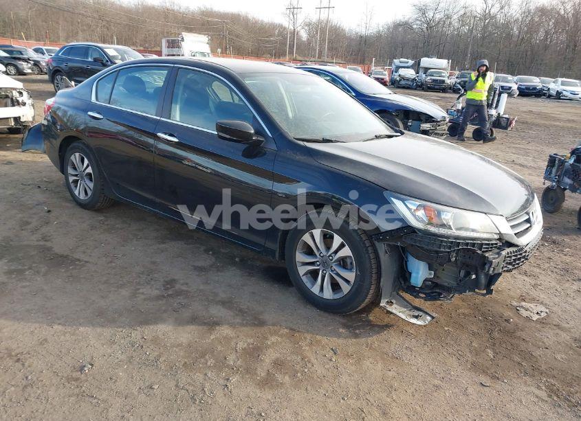 2013 Honda Accord LX (VIN 1HGCR2F31DA230499) main photo