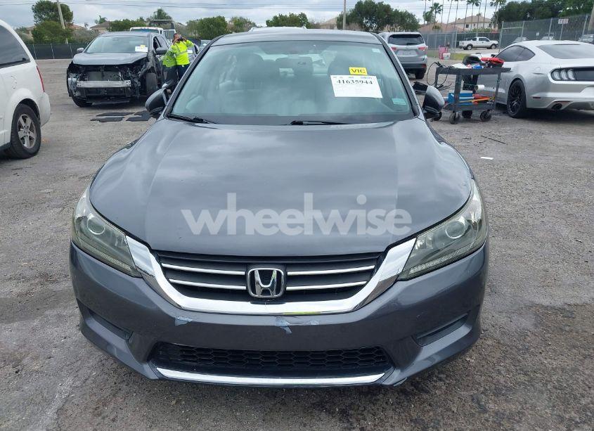 Photo 11 of 2013 Honda Accord LX (VIN 1HGCR2F31DA242815)