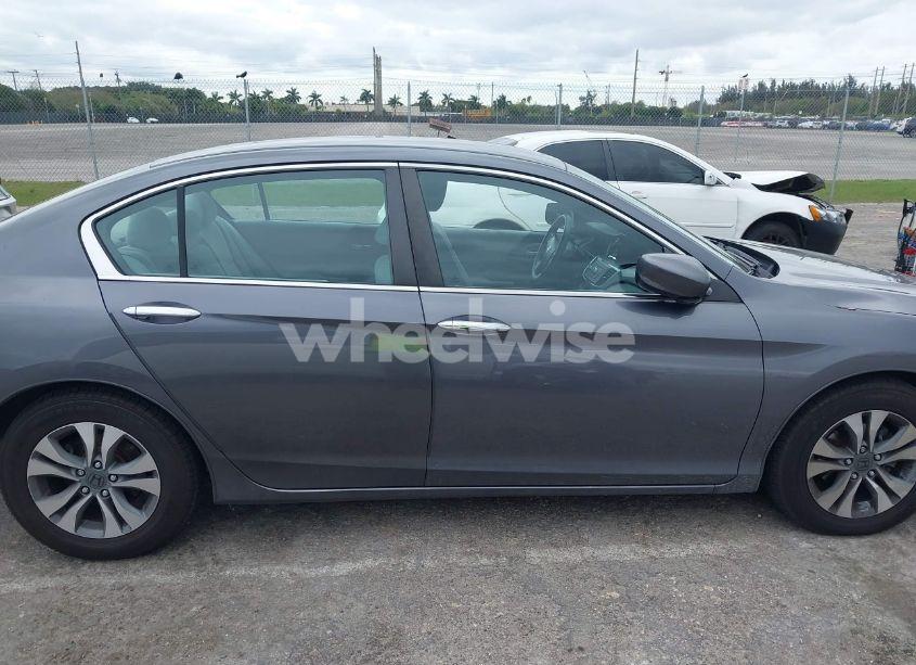 Photo 12 of 2013 Honda Accord LX (VIN 1HGCR2F31DA242815)