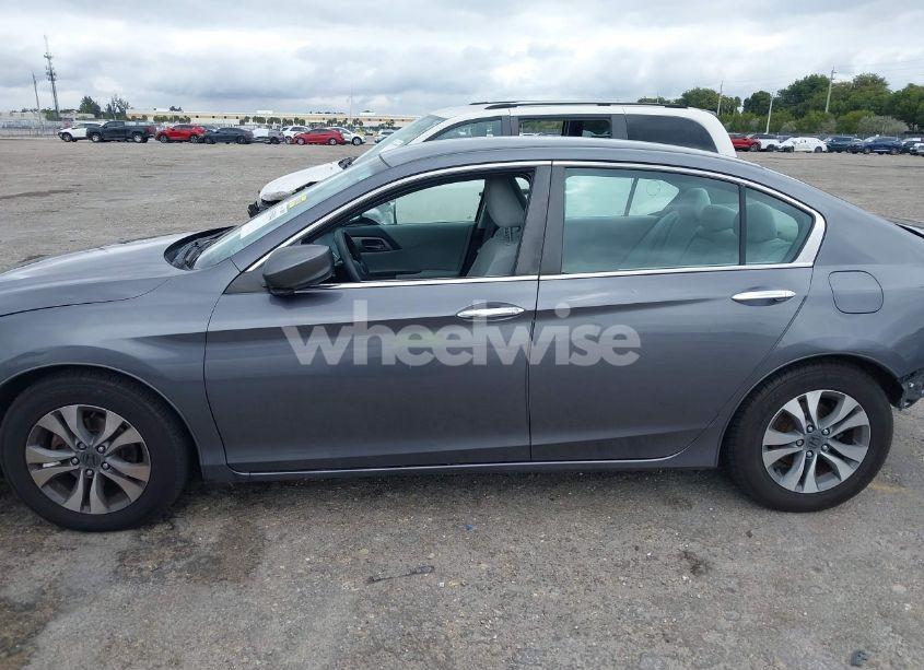 Photo 13 of 2013 Honda Accord LX (VIN 1HGCR2F31DA242815)