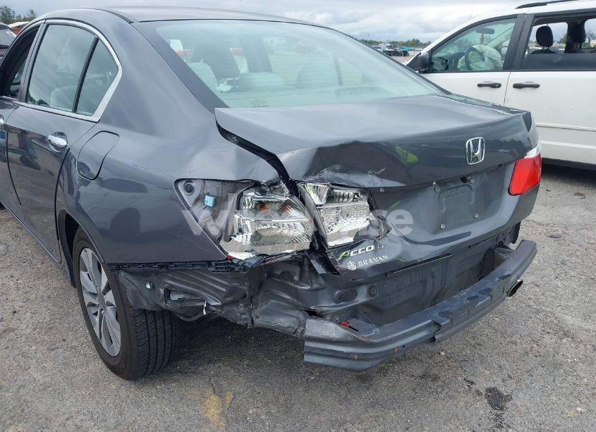 Photo 6 of 2013 Honda Accord LX (VIN 1HGCR2F31DA242815)