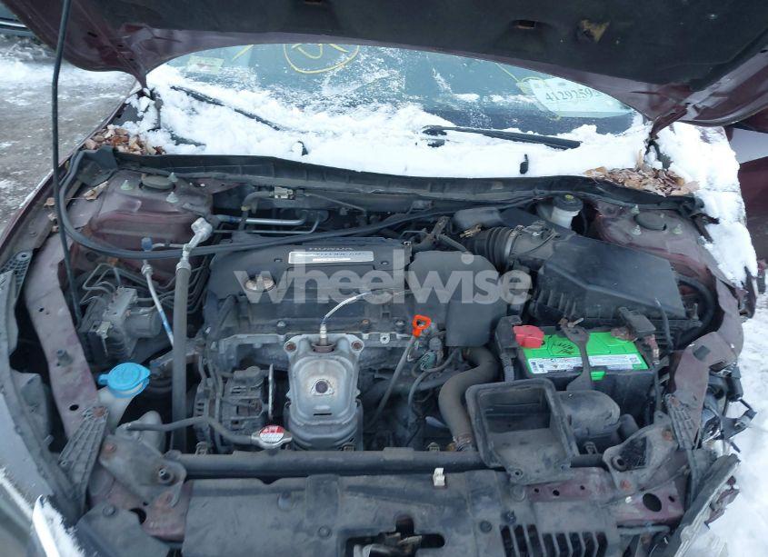 Photo 10 of 2013 Honda Accord LX (VIN 1HGCR2F31DA246587)