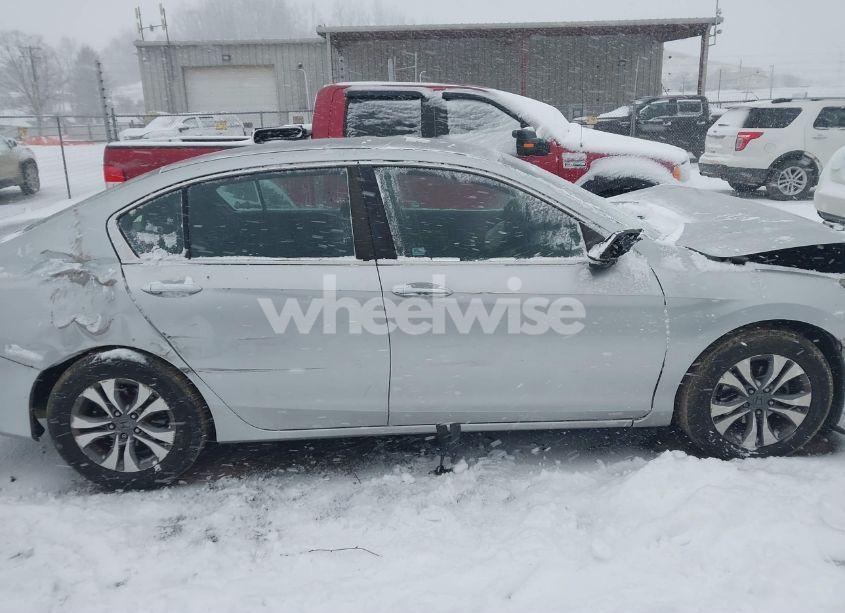 Photo 14 of 2014 Honda Accord LX (VIN 1HGCR2F31EA022186)