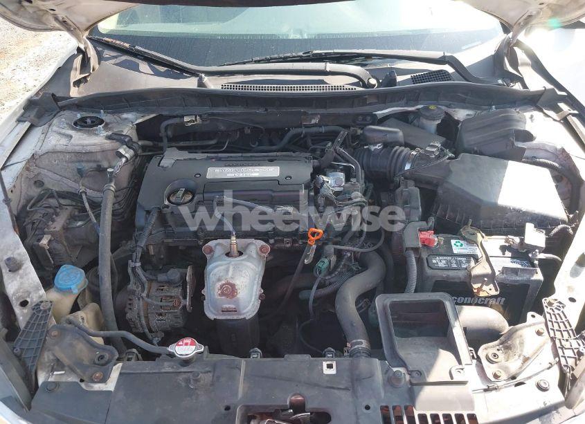 Photo 10 of 2014 Honda Accord LX (VIN 1HGCR2F31EA052112)