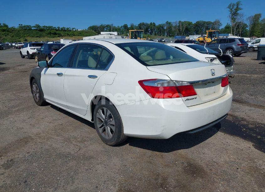 Photo 3 of 2014 Honda Accord LX (VIN 1HGCR2F31EA052112)