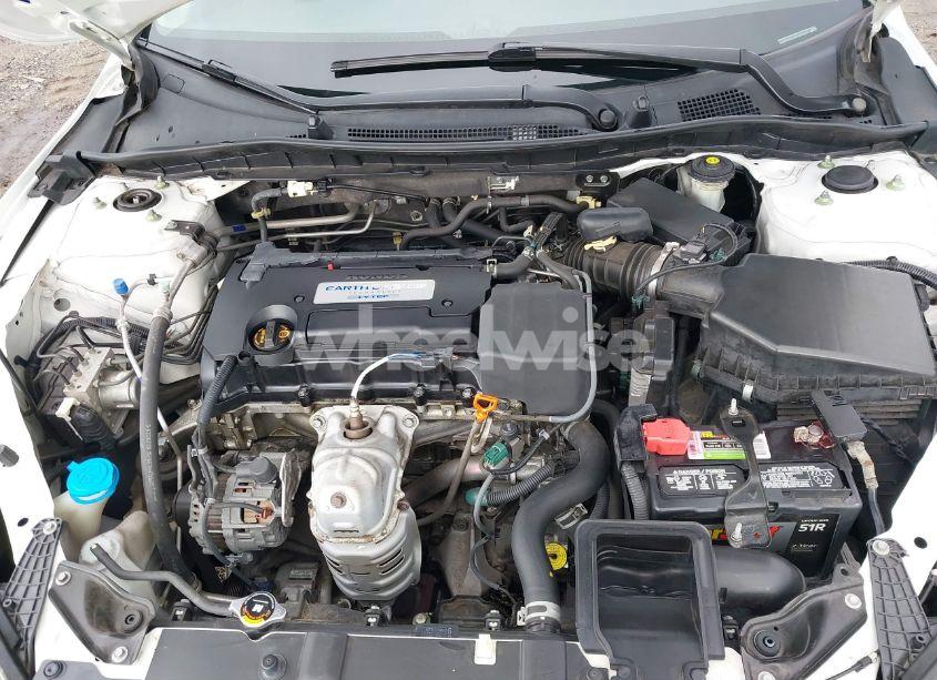 Photo 10 of 2014 Honda Accord LX (VIN 1HGCR2F31EA078550)