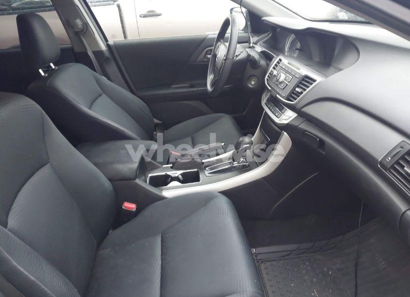 Photo 5 of 2014 Honda Accord LX (VIN 1HGCR2F31EA090942)