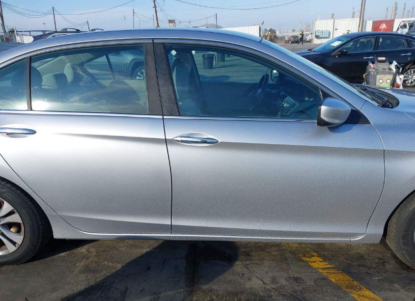 Photo 13 of 2014 Honda Accord LX (VIN 1HGCR2F31EA137094)